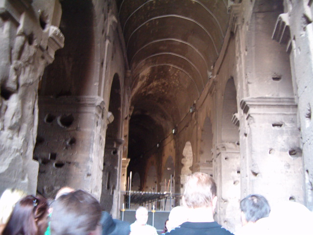 618x457 pixels (117K)