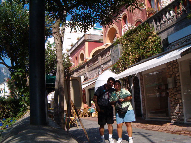 618x457 pixels (129K)