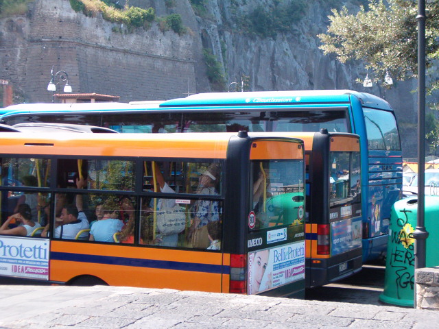 618x457 pixels (143K)