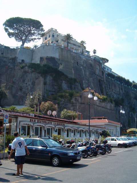 458x617 pixels (105K)