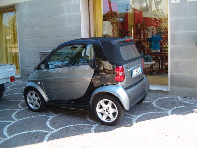 618x457 pixels (129K)