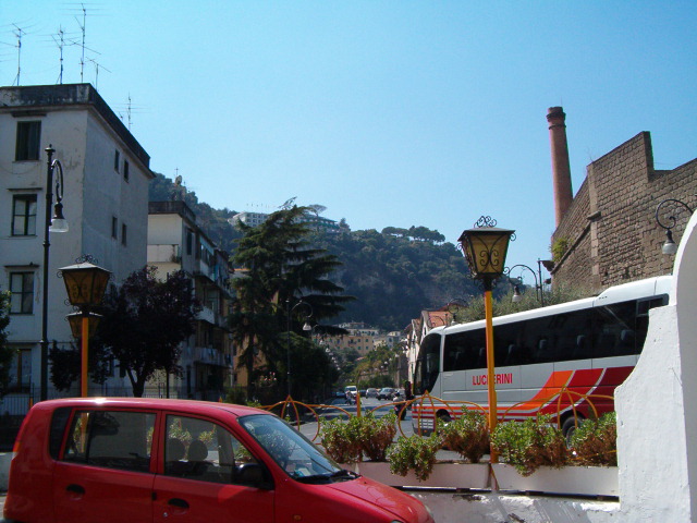 618x457 pixels (120K)