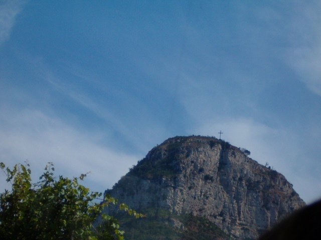 618x457 pixels (127K)