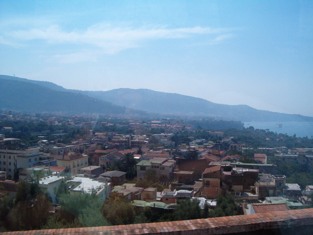 618x457 pixels (141K)