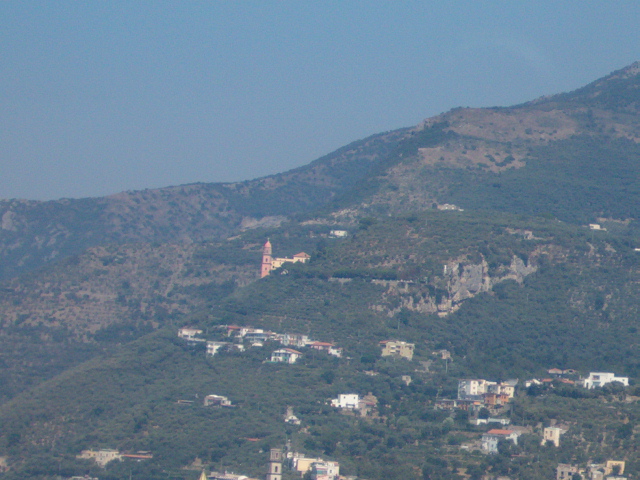 618x457 pixels (185K)