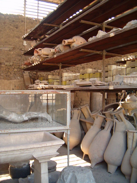 458x617 pixels (114K)