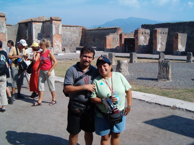 618x457 pixels (126K)