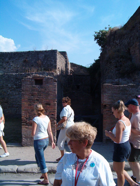 458x617 pixels (116K)