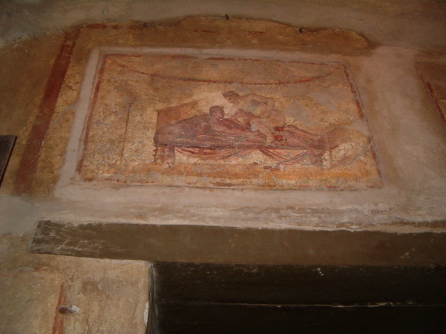 618x457 pixels (116K)