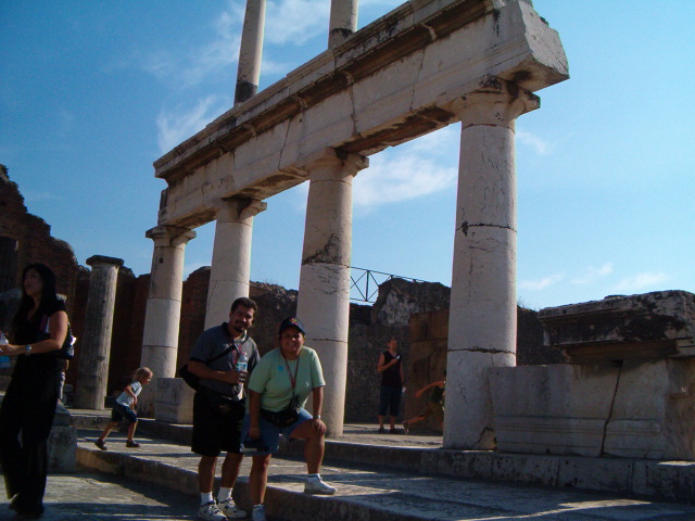 618x457 pixels (123K)