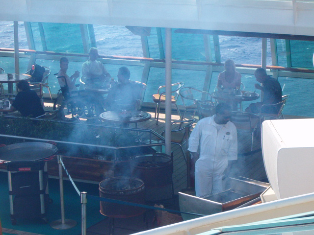 618x457 pixels (149K)