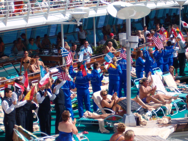 618x457 pixels (152K)