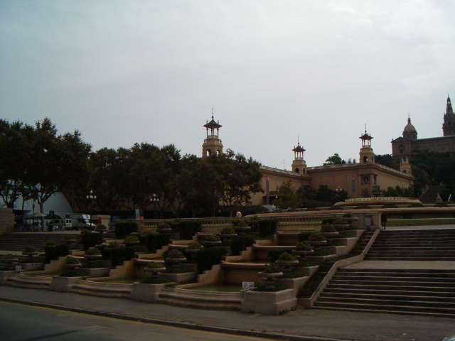 618x457 pixels (130K)