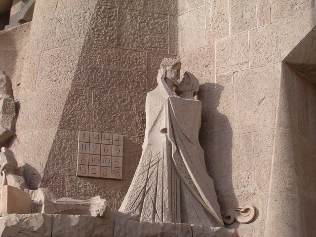 618x457 pixels (116K)