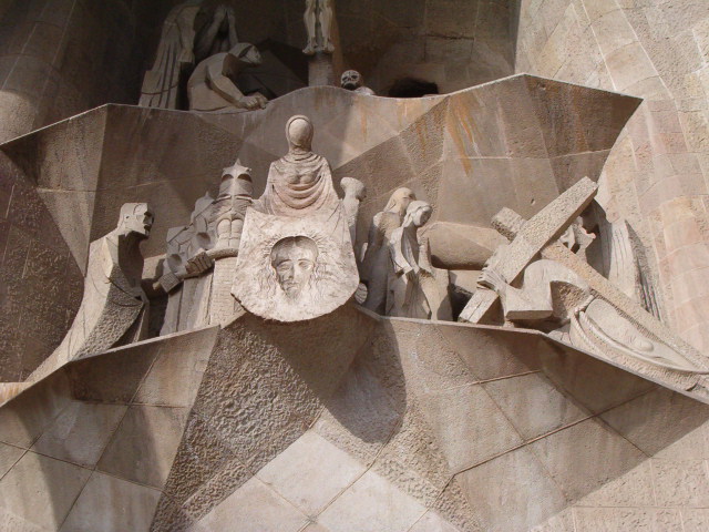 618x457 pixels (110K)