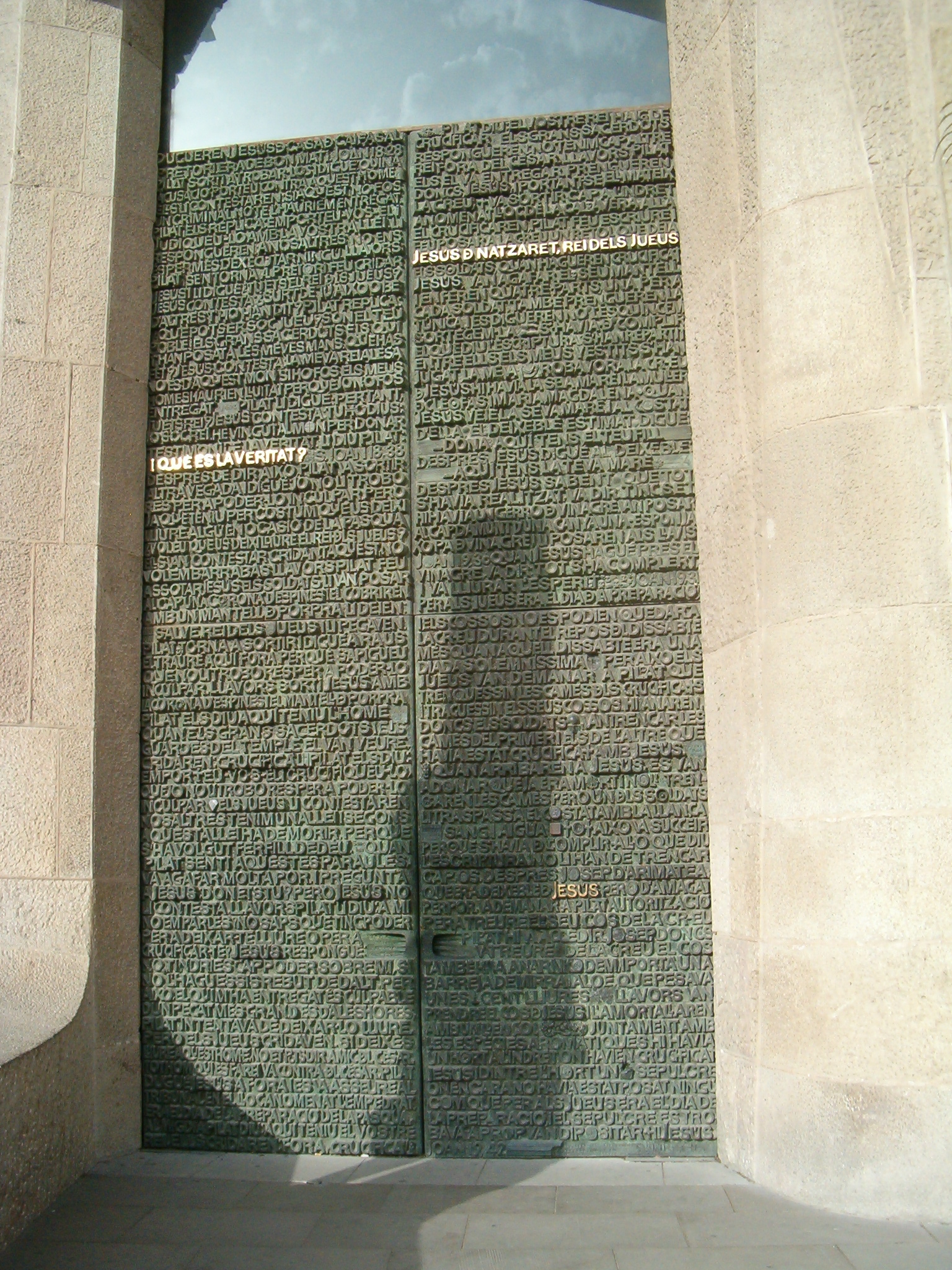 1514x2025 pixels (1,634K)