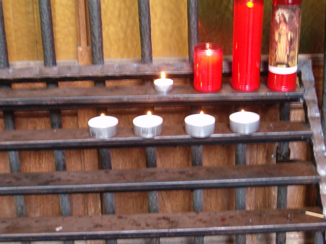 618x457 pixels (127K)