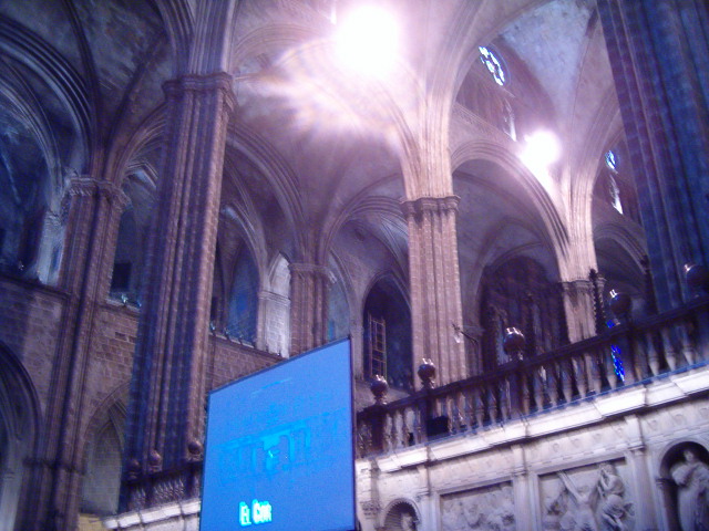 618x457 pixels (120K)