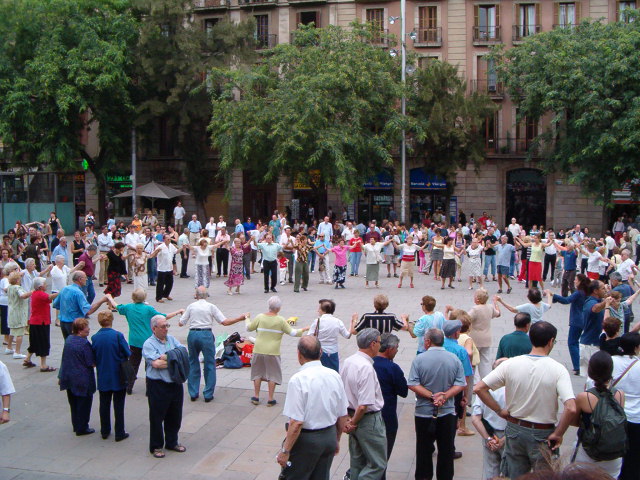 618x457 pixels (130K)