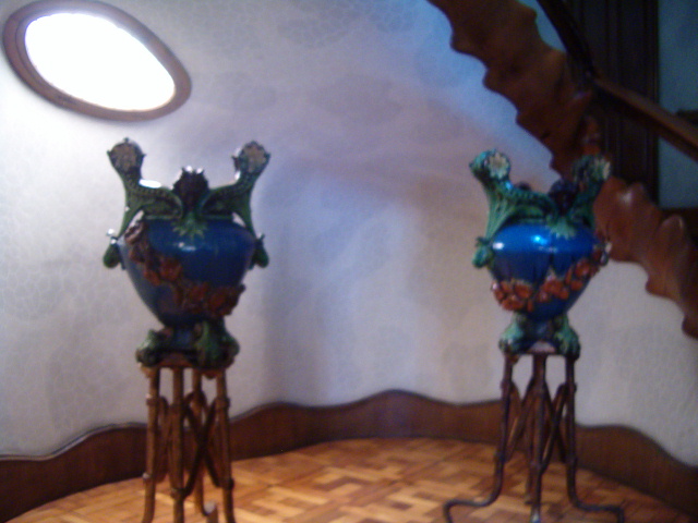 618x457 pixels (125K)