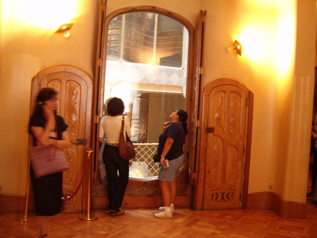 618x457 pixels (120K)