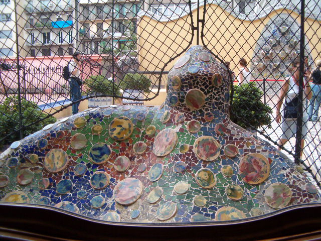 618x457 pixels (140K)