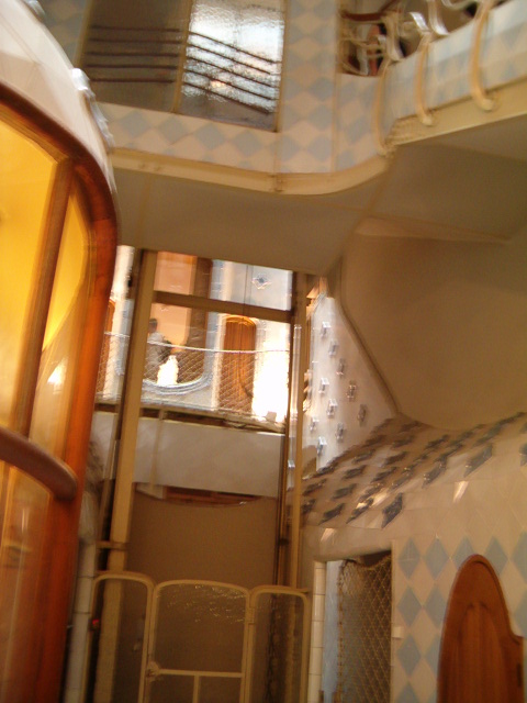 458x617 pixels (106K)