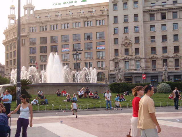 618x457 pixels (128K)