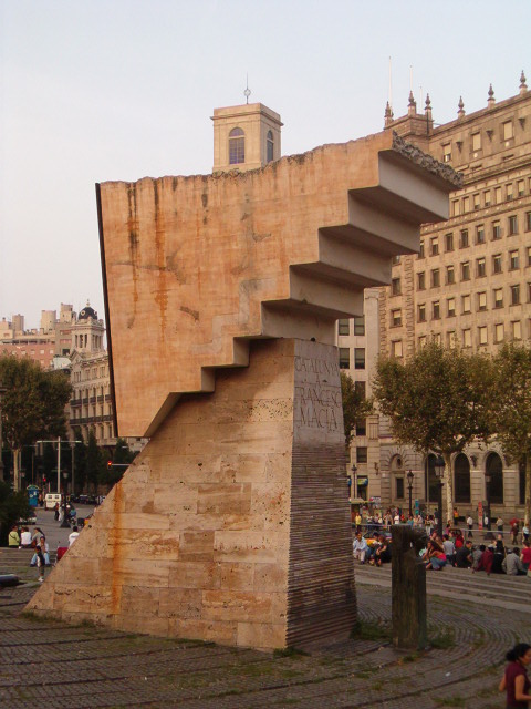 458x617 pixels (105K)