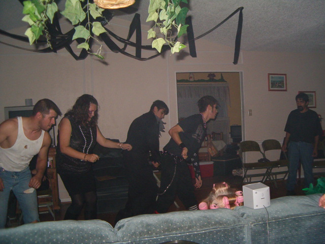 618x457 pixels (119K)