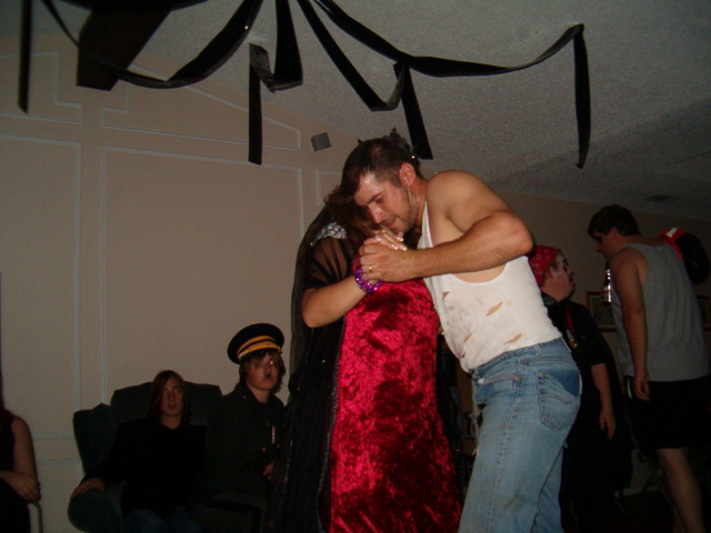 618x457 pixels (115K)