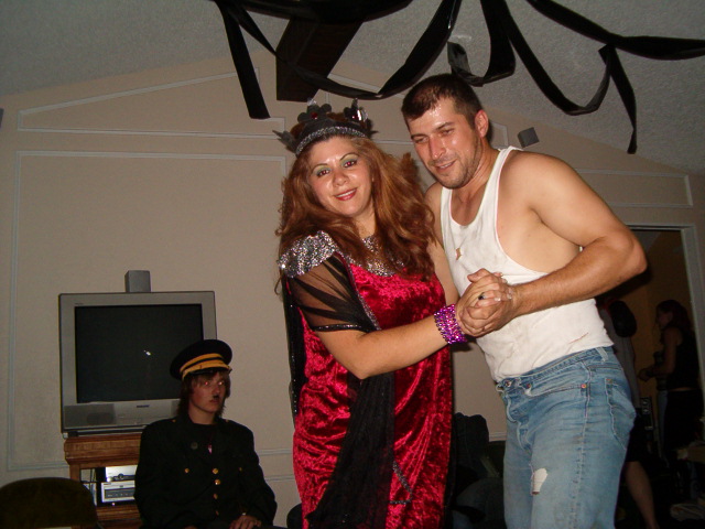 618x457 pixels (115K)