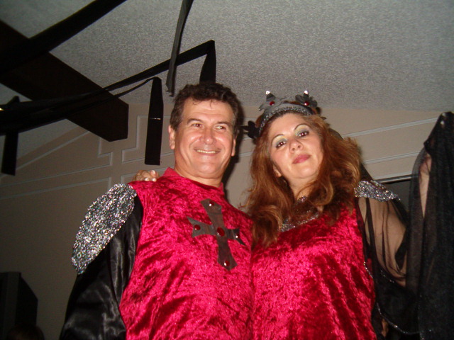 618x457 pixels (120K)