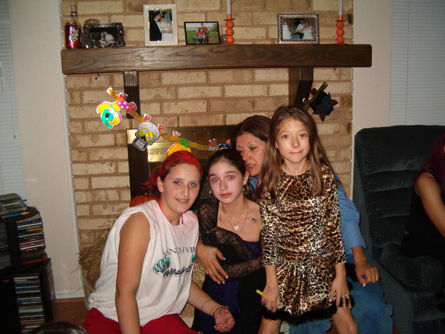 618x457 pixels (121K)