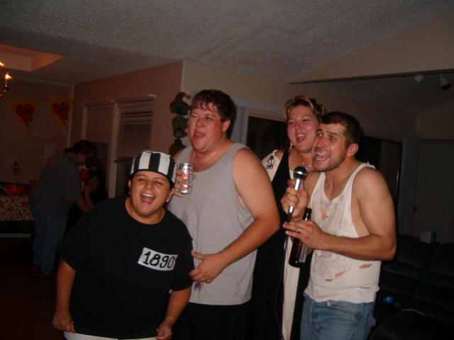 618x457 pixels (125K)