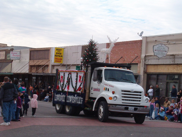 618x457 pixels (124K)