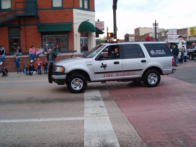 618x457 pixels (128K)