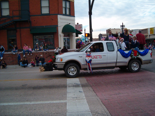 618x457 pixels (196K)