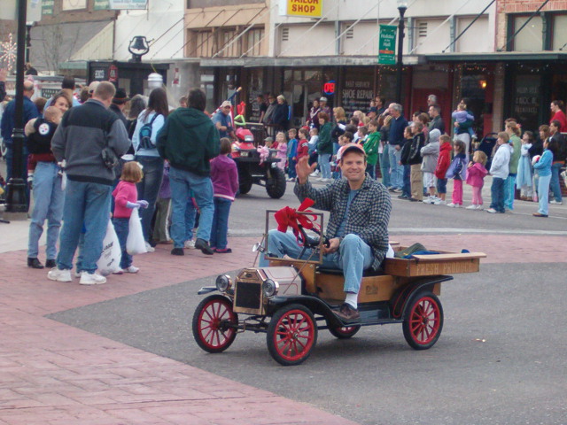 618x457 pixels (129K)