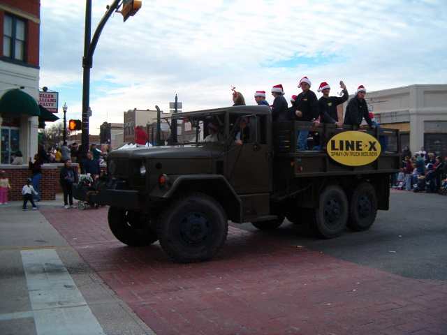 618x457 pixels (131K)