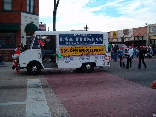 618x457 pixels (125K)