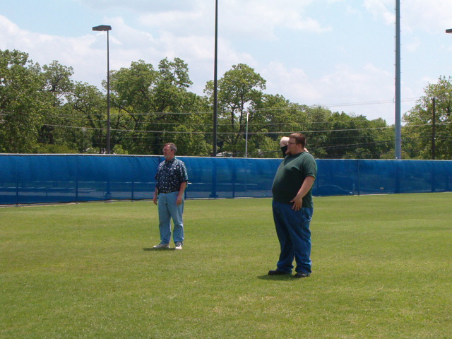 618x457 pixels (123K)