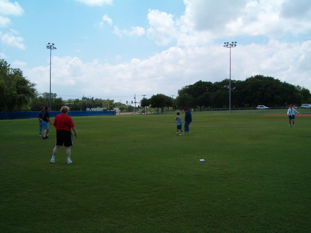 618x457 pixels (115K)