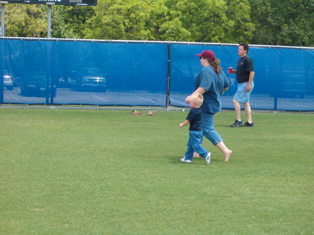 618x457 pixels (139K)