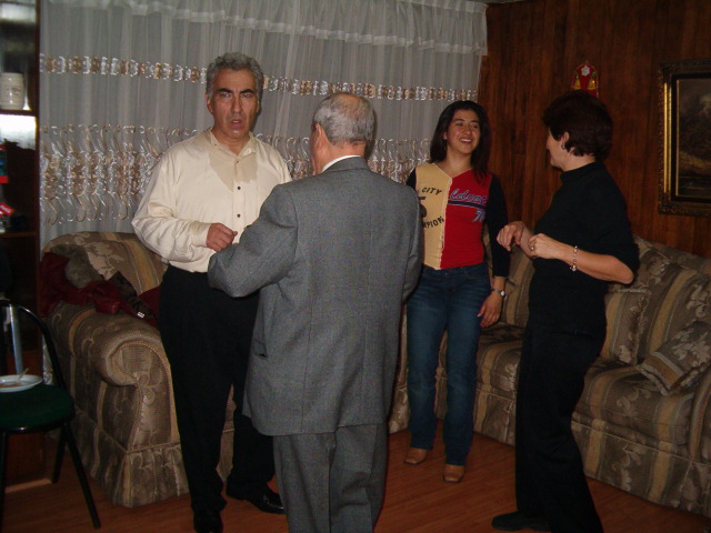 618x457 pixels (112K)