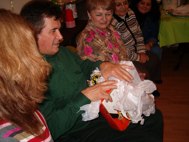 618x457 pixels (128K)