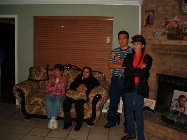 618x457 pixels (116K)