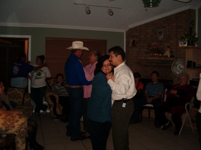 618x457 pixels (121K)