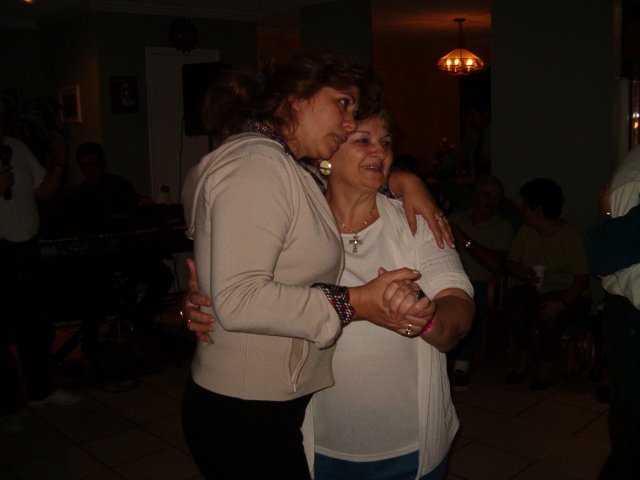 618x457 pixels (147K)