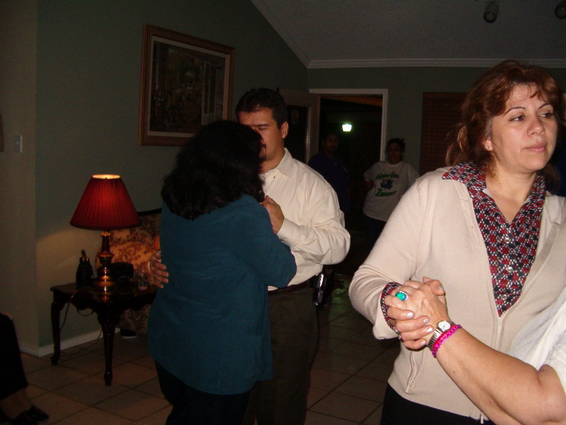 618x457 pixels (107K)